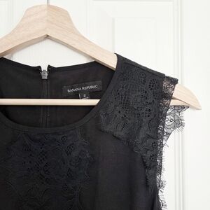 banana republic lace cap sleeve pleated black cocktail midi dress